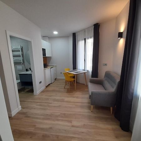 Apartamentos Recunchos Оуренсе Екстериор снимка