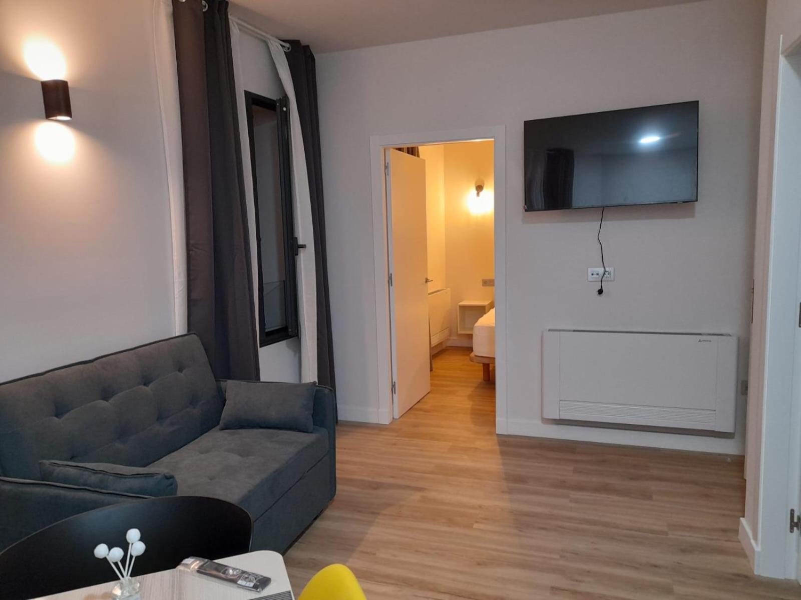 Apartamentos Recunchos Оуренсе Екстериор снимка