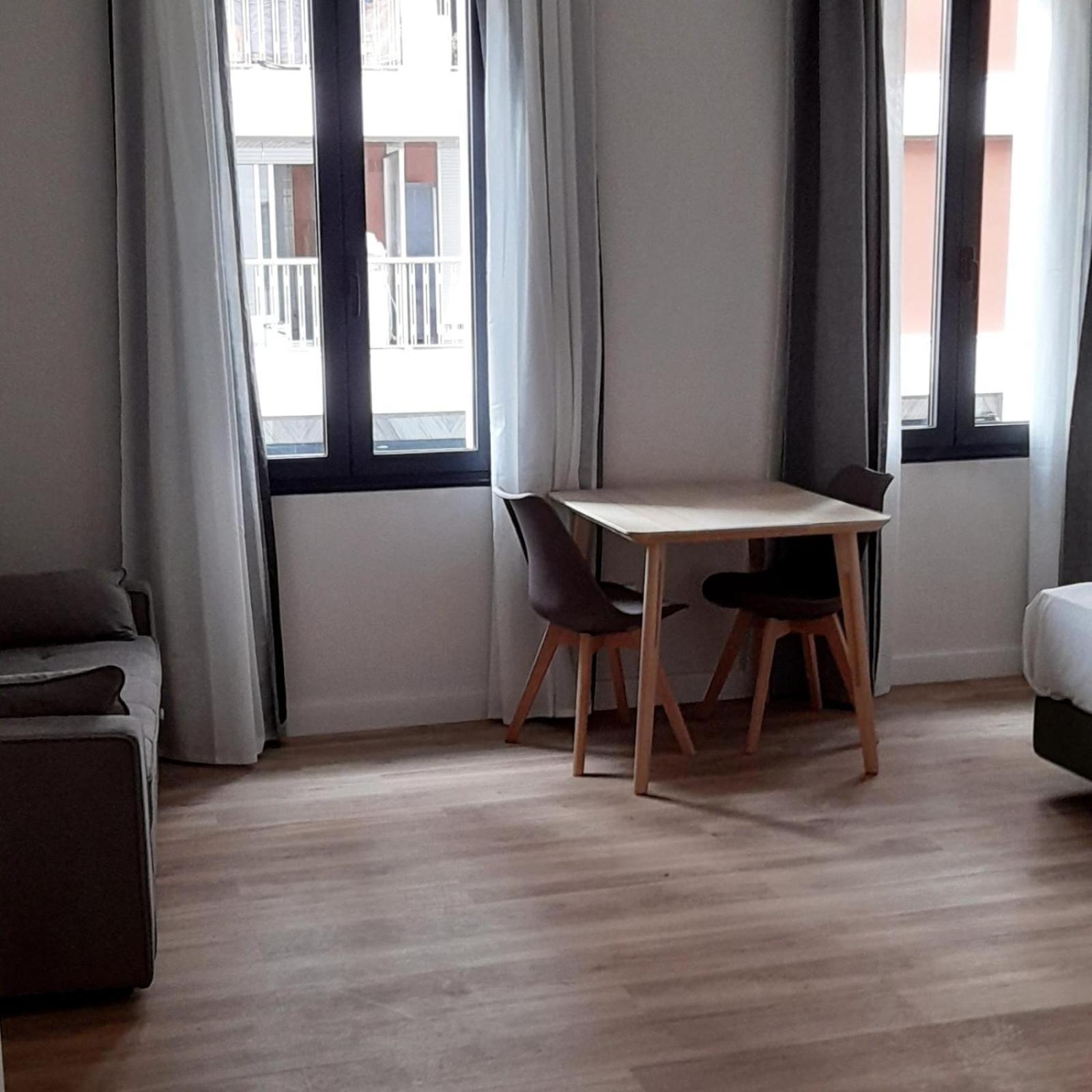 Apartamentos Recunchos Оуренсе Екстериор снимка