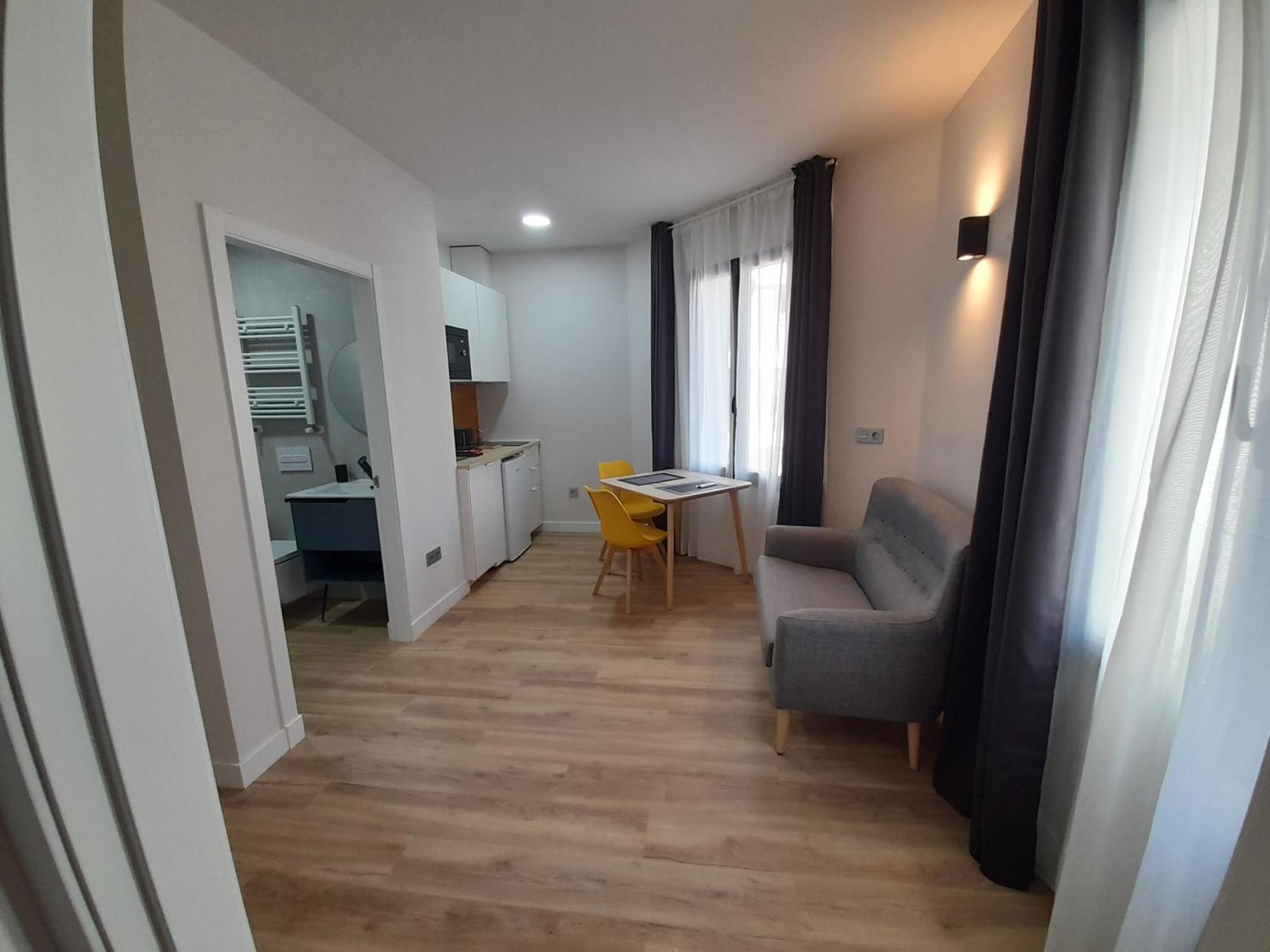 Apartamentos Recunchos Оуренсе Екстериор снимка