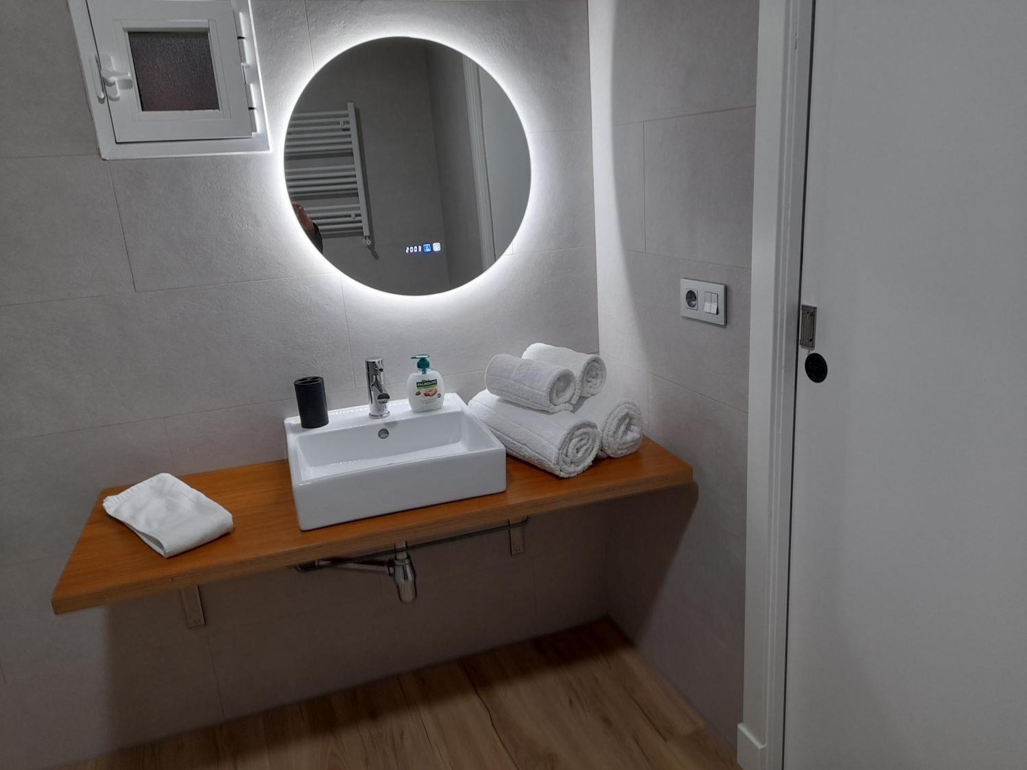 Apartamentos Recunchos Оуренсе Екстериор снимка
